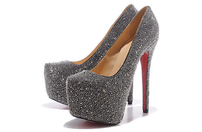 Escarpin Christian Louboutin en Soldes